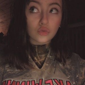 Meet your Posher, Faye